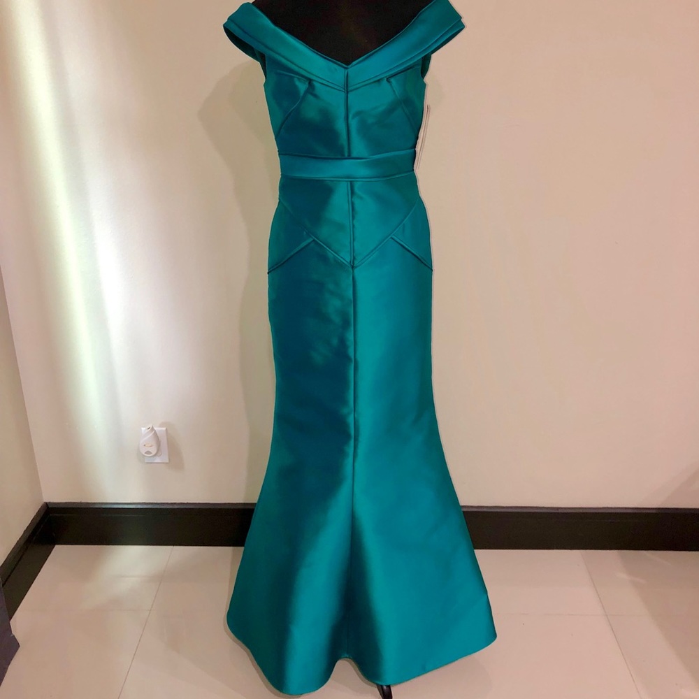 Green evening formal dress